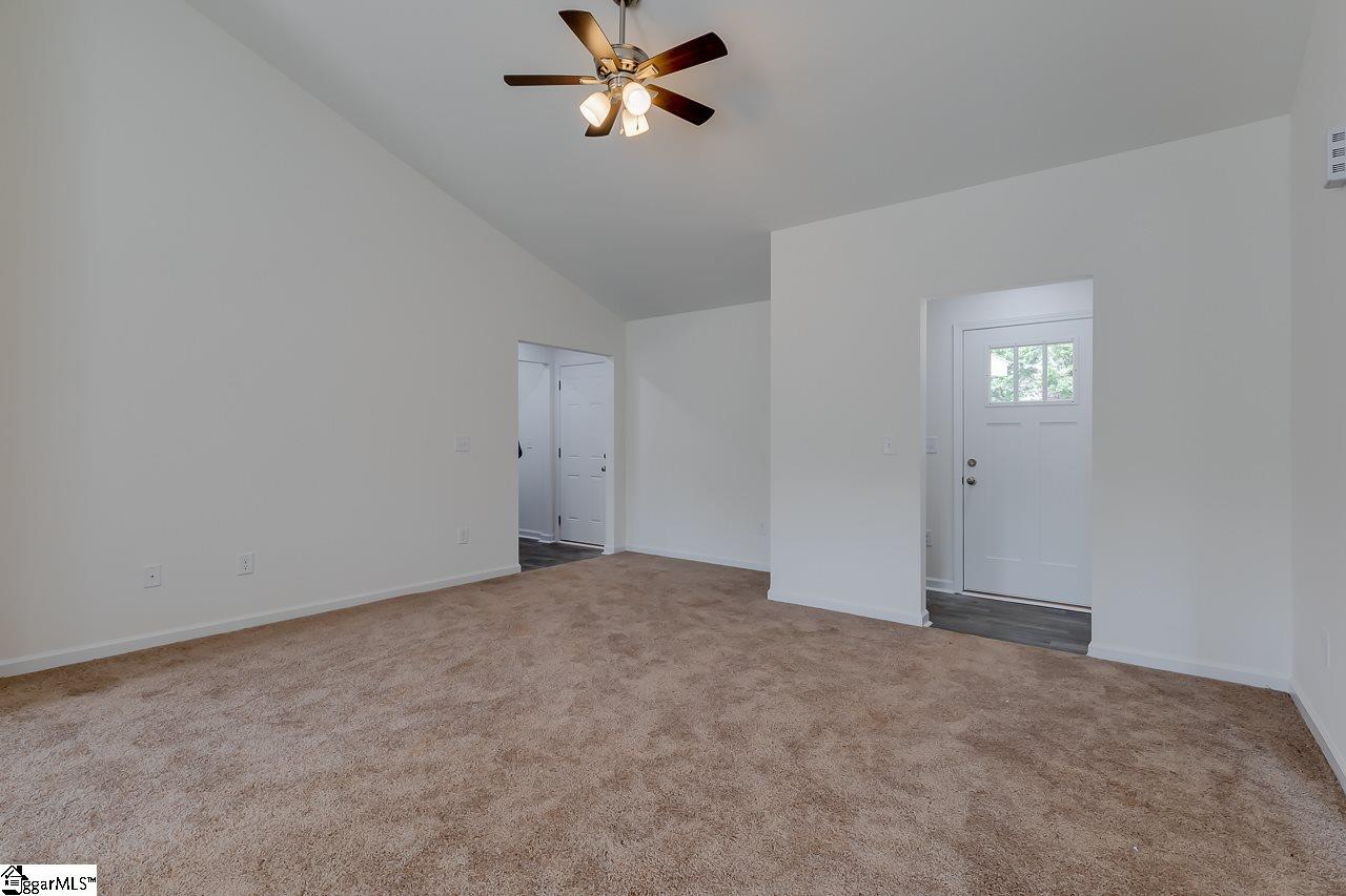 140 Miller Road Belton, SC 29627 - Photo 8 of 33