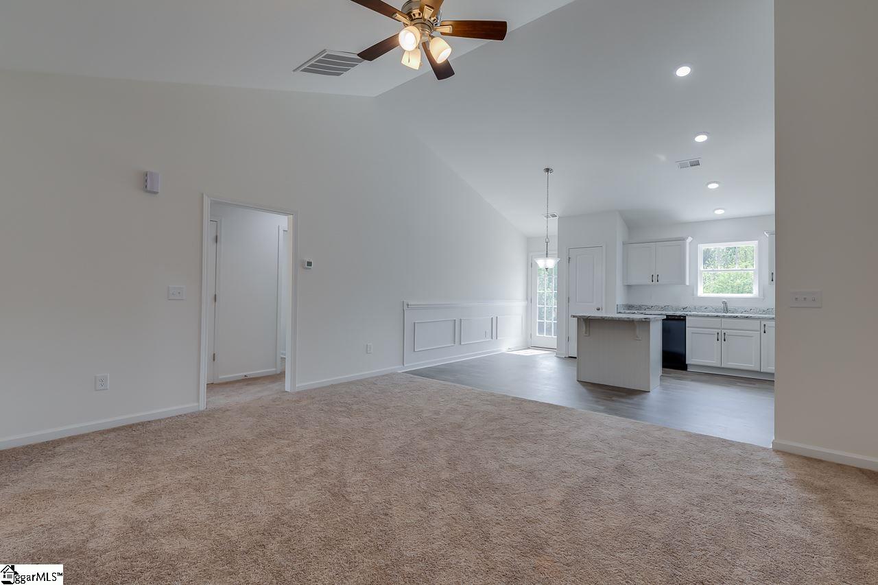 140 Miller Road Belton, SC 29627 - Photo 9 of 33