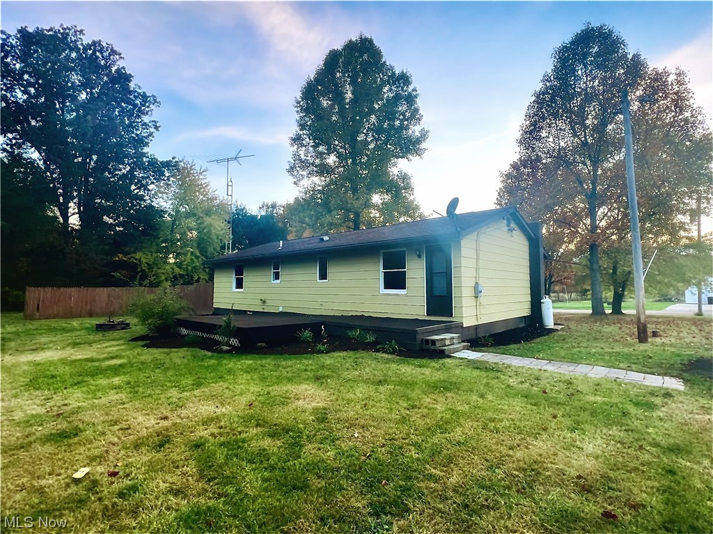 3122 Bedrock Road Northwest Dellroy, OH 44620 - Photo 6 of 23 Back of property with a yard