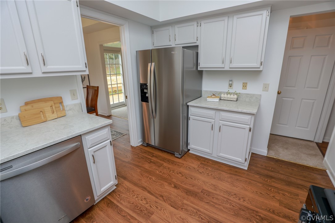 13121 Middle Ridge Way Henrico, VA 23233 - Photo 9 of 34 Gallery Image 9
