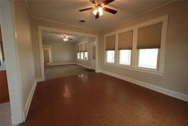 $2,050 | 3289 County Road 158, Boling, TX 77420