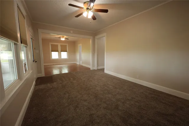 $2,050 | 3289 County Road 158, Boling, TX 77420