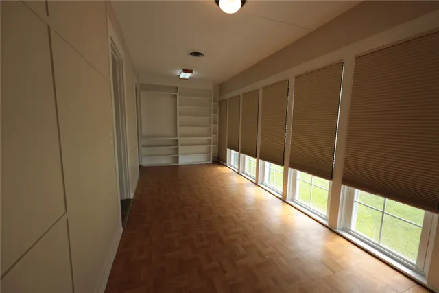 $2,050 | 3289 County Road 158, Boling, TX 77420