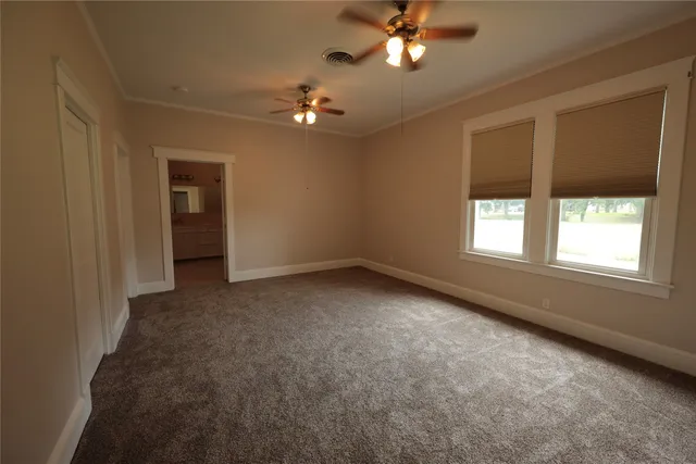 $2,050 | 3289 County Road 158, Boling, TX 77420