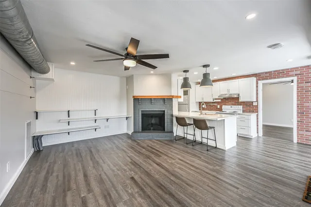 $115,000 | 1500 Bay Area Boulevard, Unit 294, Houston, TX 77058