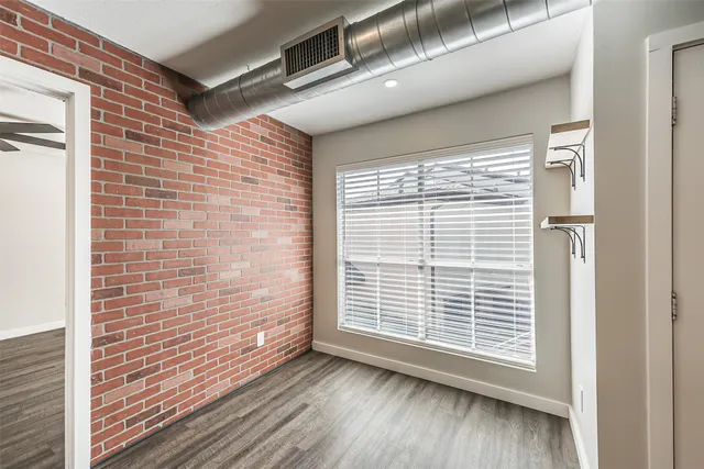 $115,000 | 1500 Bay Area Boulevard, Unit 294, Houston, TX 77058