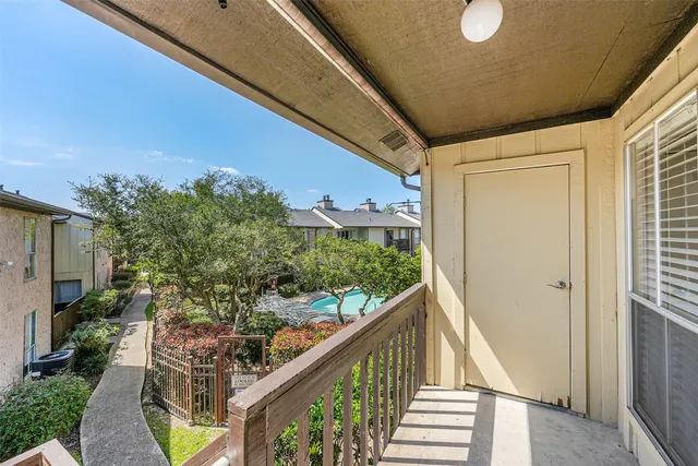 $115,000 | 1500 Bay Area Boulevard, Unit 294, Houston, TX 77058