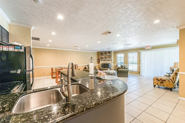 $115,000 | 1500 Bay Area Boulevard, Unit 294, Houston, TX 77058