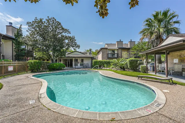 $115,000 | 1500 Bay Area Boulevard, Unit 294, Houston, TX 77058