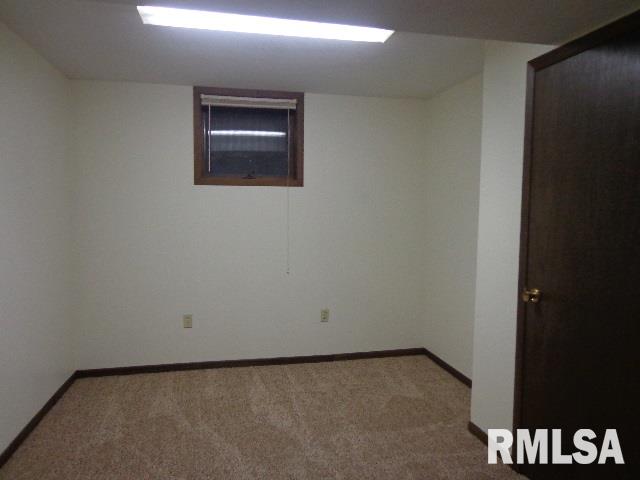 2007 Middle Road Bettendorf, IA 52722 - Photo 16 of 23 Gallery Image 16
