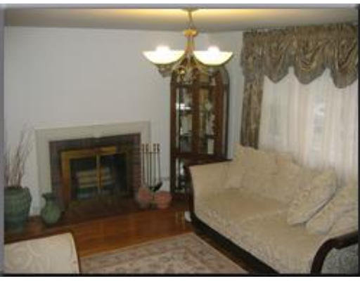 32 Corcoran Road Burlington, MA 01803 - Photo 2 of 5 Gallery Image 2