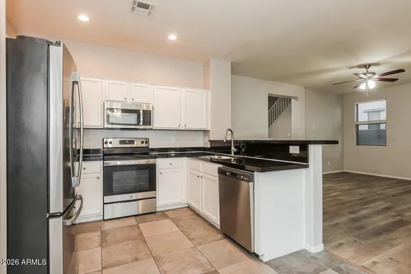 $2,075 | 4043 West Pedro Lane, Laveen, AZ 85339
