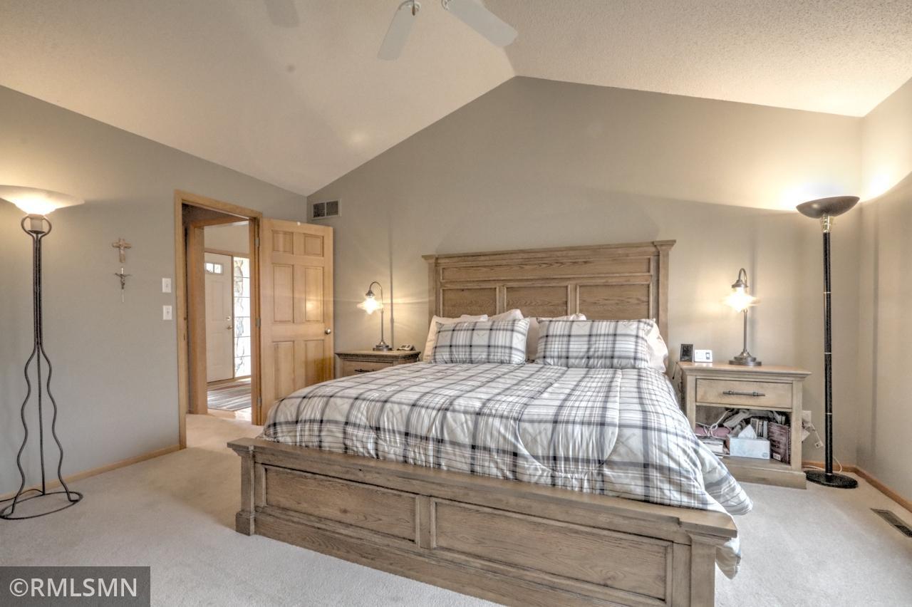 7900 Bavaria Road Victoria, MN 55386 - Photo 20 of 37 Gallery Image 20