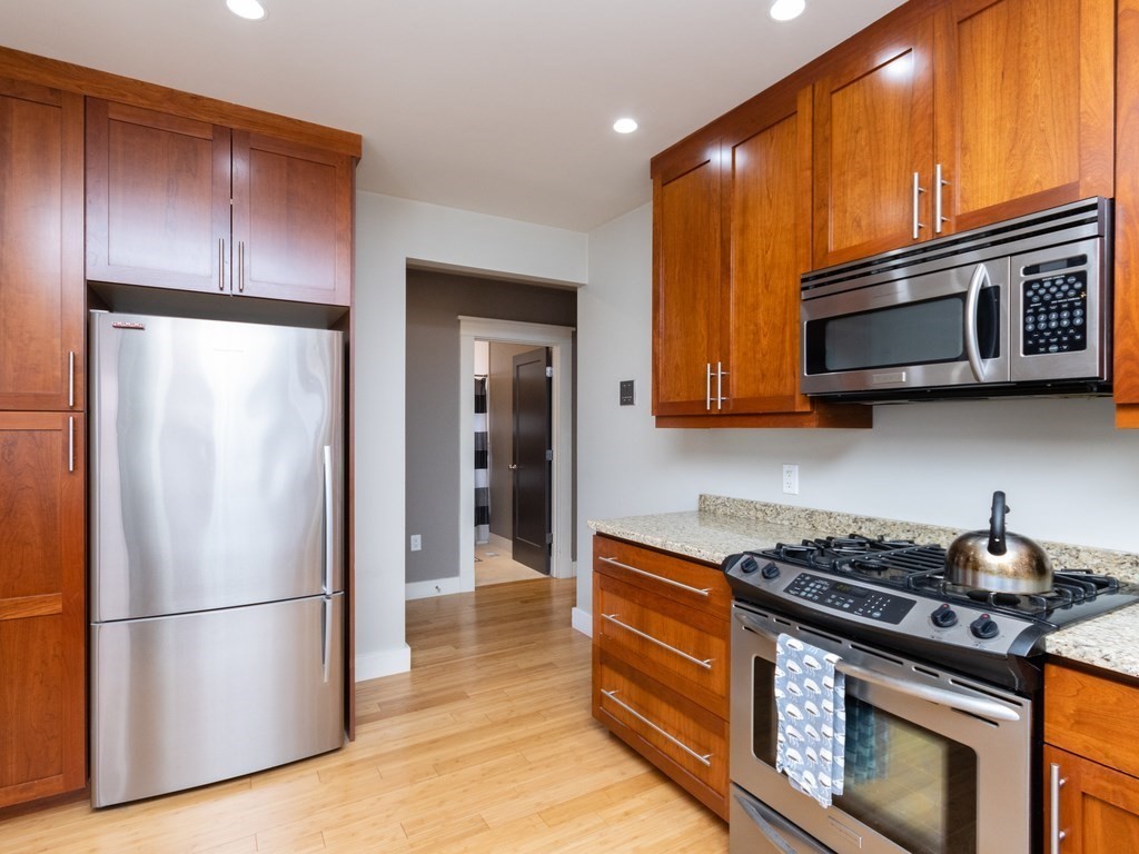 23 Cheverus Road, Unit 1 Boston, MA 02124 - Photo 14 of 36 Gallery Image 14