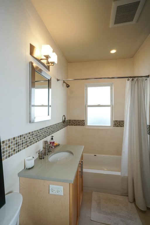 23 Cheverus Road, Unit 1 Boston, MA 02124 - Photo 15 of 36 Gallery Image 15