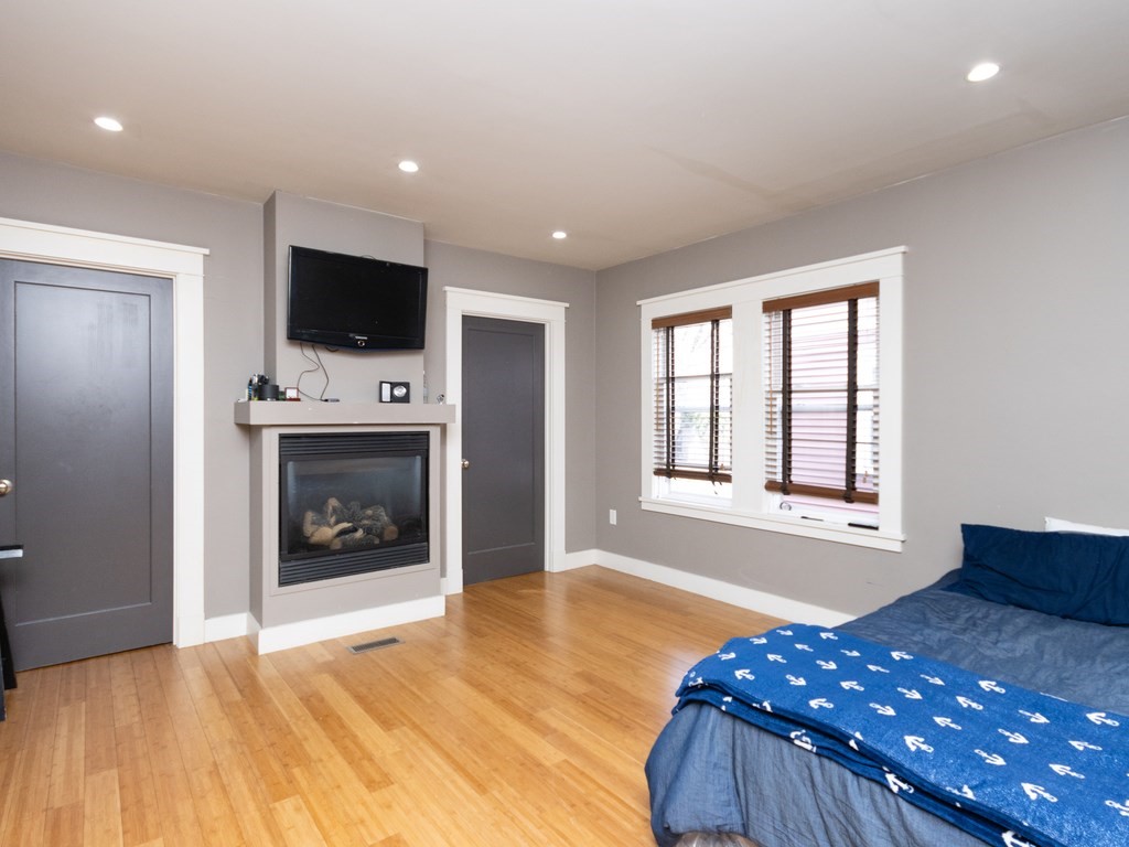 23 Cheverus Road, Unit 1 Boston, MA 02124 - Photo 19 of 36 Gallery Image 19