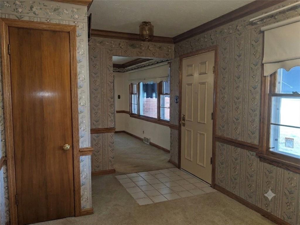 2740 Brodhead Road Aliquippa, PA 15001 - Photo 9 of 49