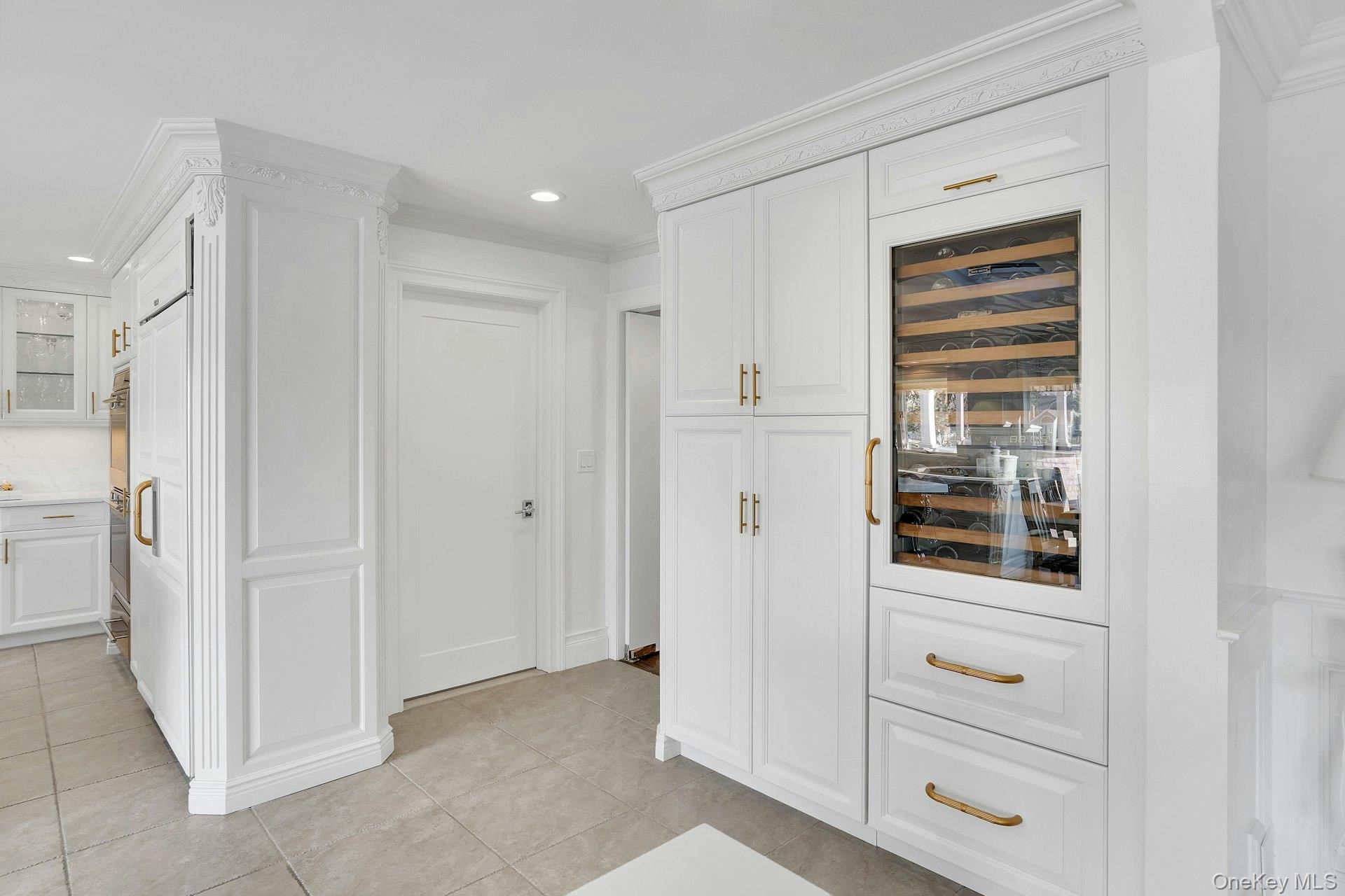 10 Beech Road Islip, NY 11751 - Photo 14 of 49