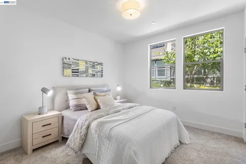 $949,000 | 5810 Midnight Place, Unit D, Dublin, CA 94568