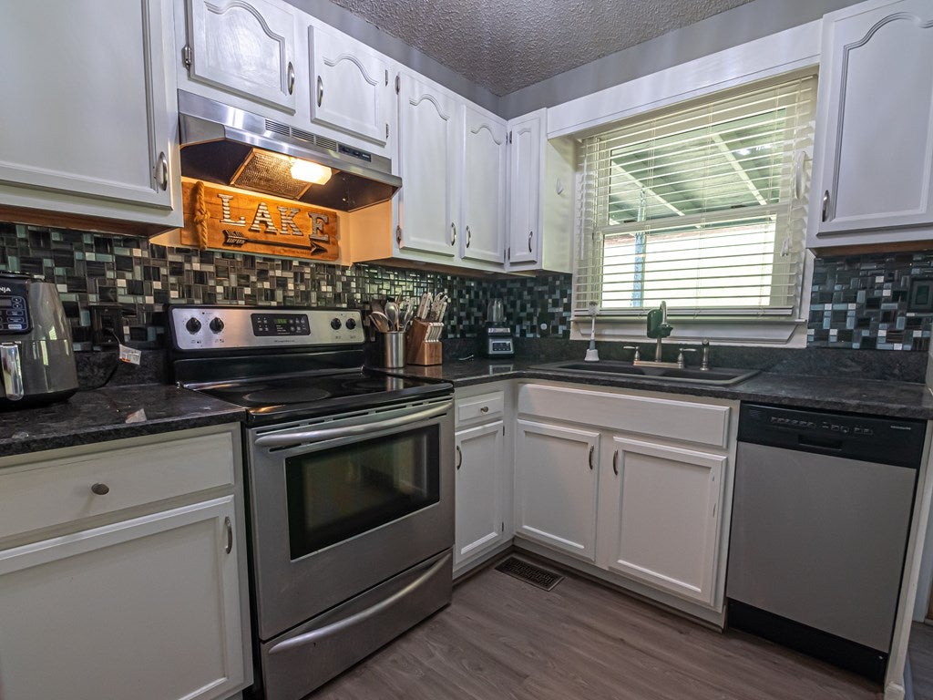 25716 Watauga Road Abingdon, VA 24211 - Photo 8 of 23 Gallery Image 8