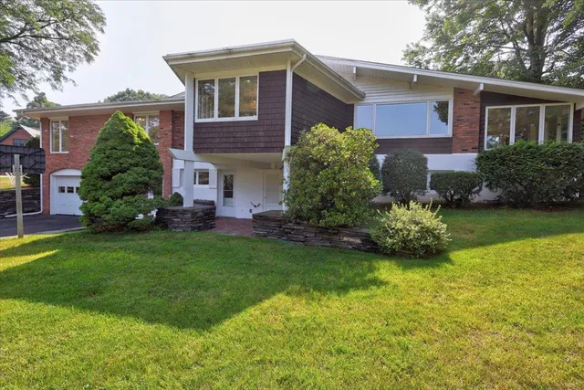 $789,900 | 73 South Street, Burlington, VT 05401