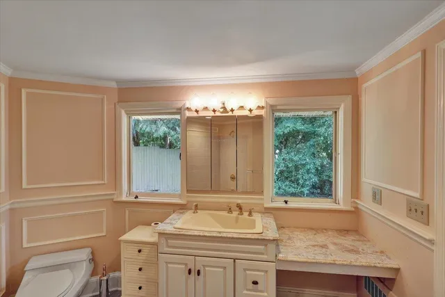 $789,900 | 73 South Street, Burlington, VT 05401