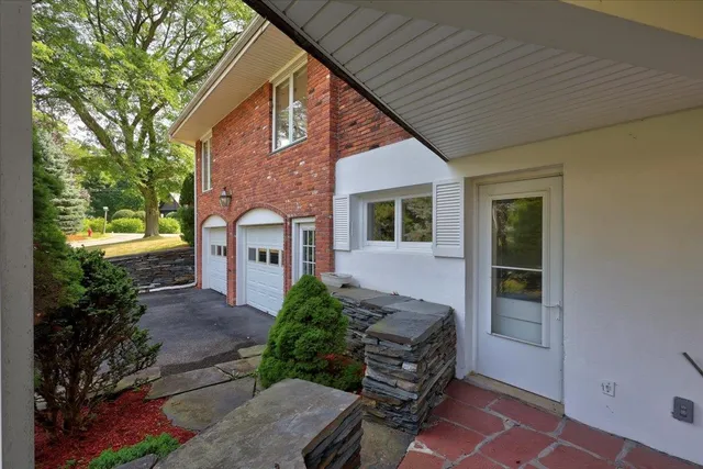 $789,900 | 73 South Street, Burlington, VT 05401