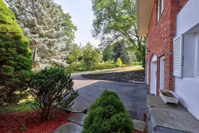 $789,900 | 73 South Street, Burlington, VT 05401