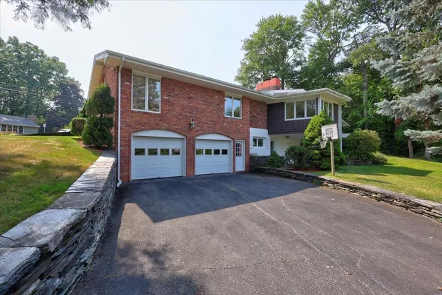 $789,900 | 73 South Street, Burlington, VT 05401