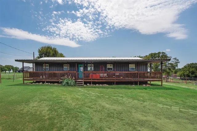 $349,800 | 365 County Road 1180, Alvord, TX 76225