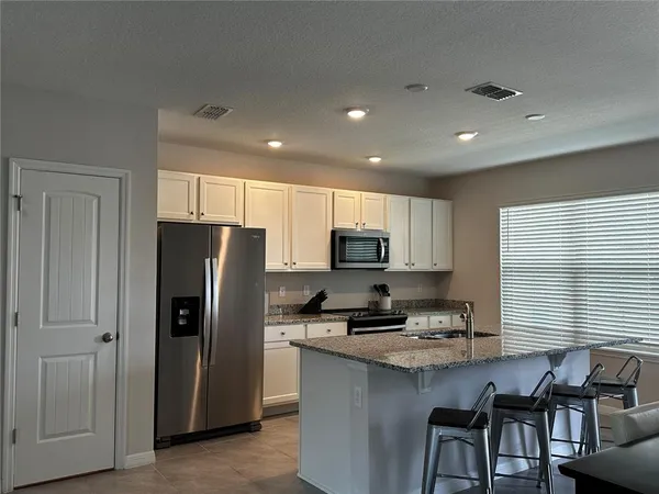 $2,795 | 10030 Salt Point Drive, Winter Garden, FL 34787