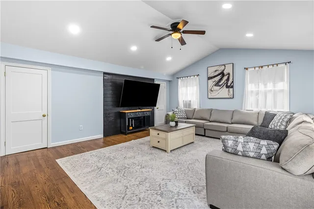 $560,000 | 7 Jill Court, East Providence, RI 02915