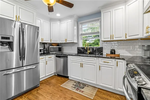 $560,000 | 7 Jill Court, East Providence, RI 02915