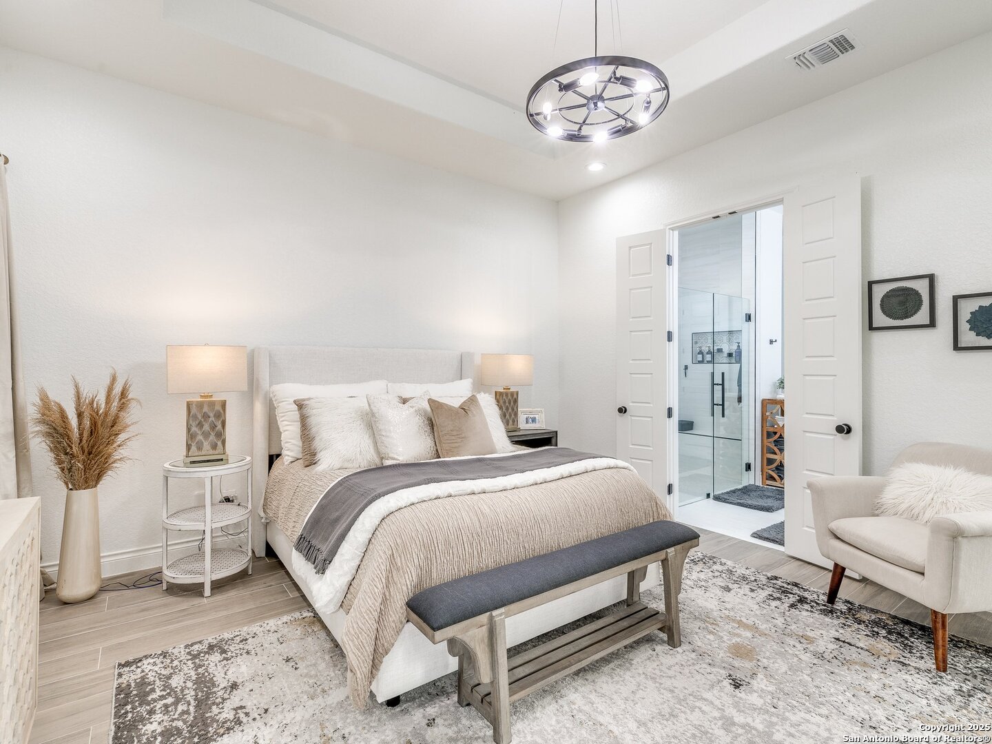 218 Edgewood Circle Bandera, TX 78003 - Photo 19 of 43