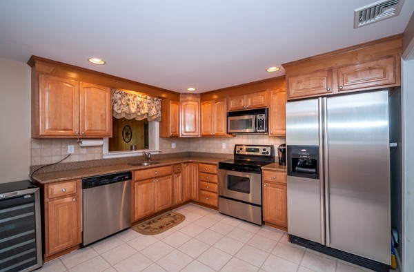 12 Pine Ridge Road North Reading, MA 01864 - Photo 11 of 29 Gallery Image 11