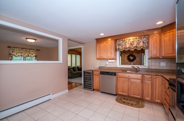 12 Pine Ridge Road North Reading, MA 01864 - Photo 12 of 29 Gallery Image 12