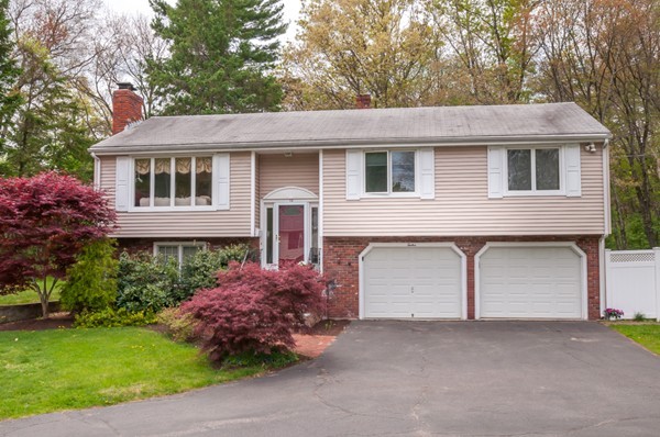 12 Pine Ridge Road North Reading, MA 01864 - Photo 3 of 29 Gallery Image 3