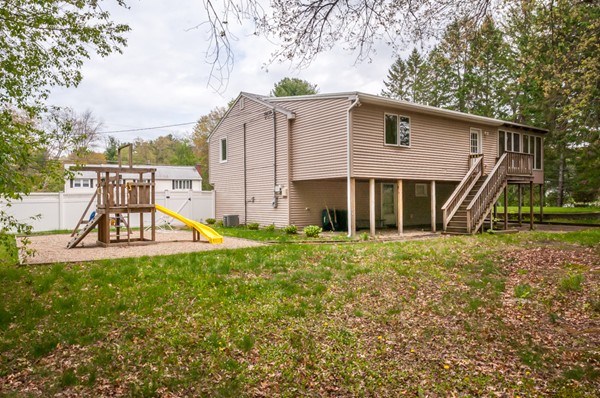 12 Pine Ridge Road North Reading, MA 01864 - Photo 4 of 29 Gallery Image 4