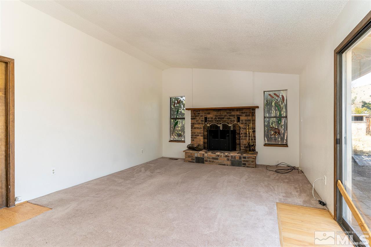 11615 Overland Road Reno, NV 89506 - Photo 5 of 25 Photo 5