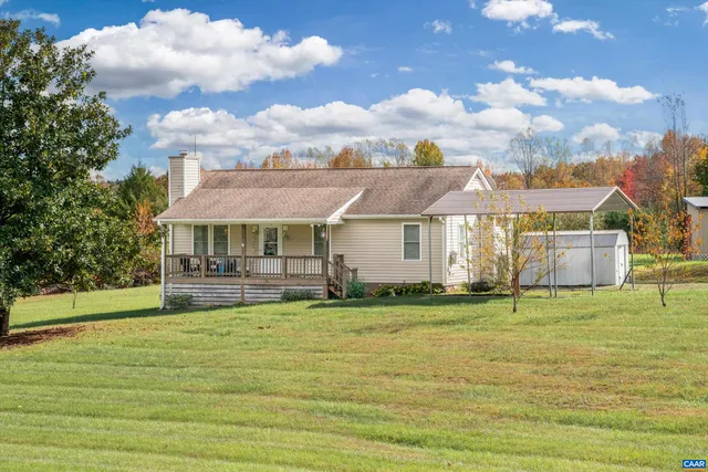 $329,000 | 568 Branch Road, Scottsville, VA 24590