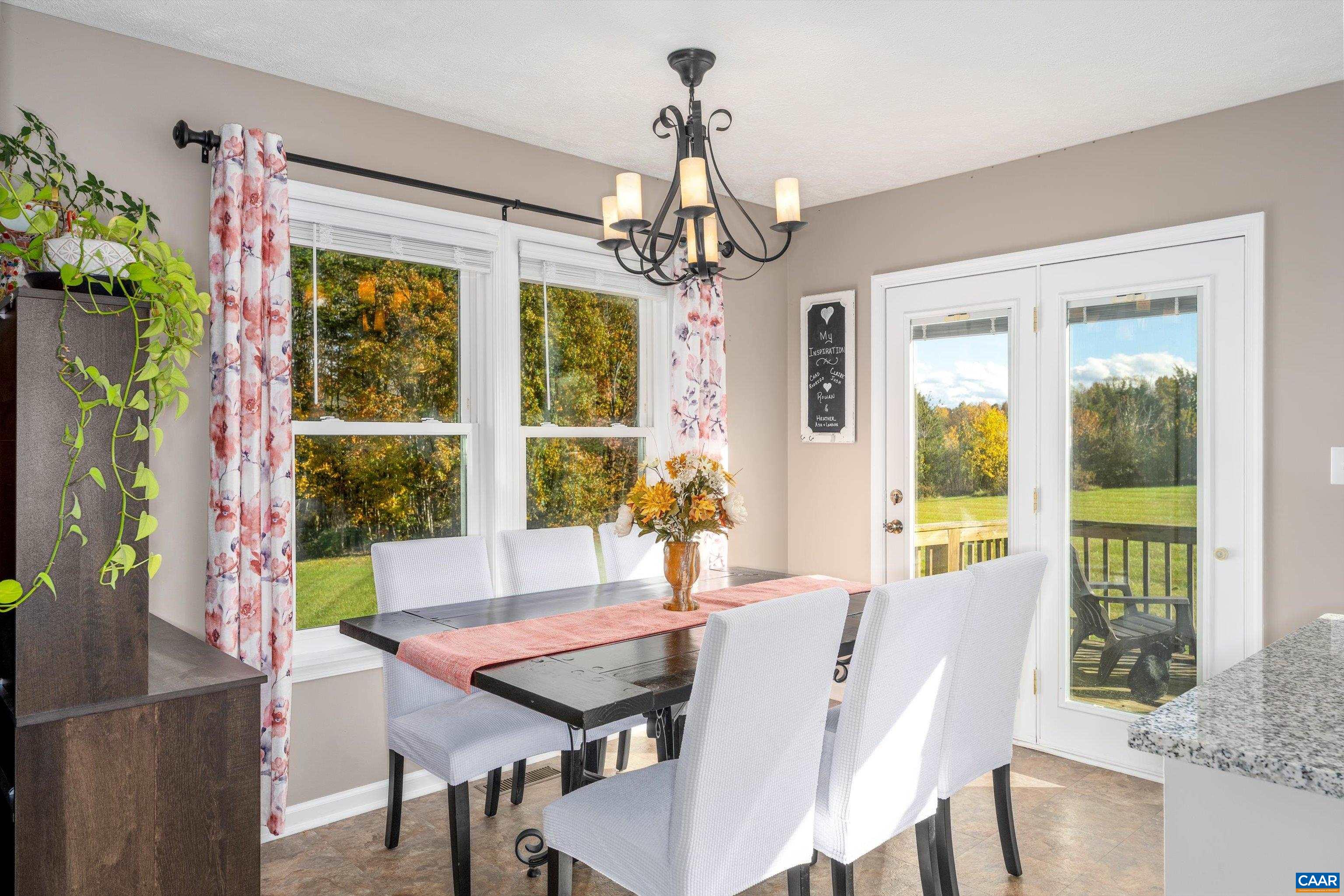 568 Branch Road Scottsville, VA 24590 - Photo 10 of 39