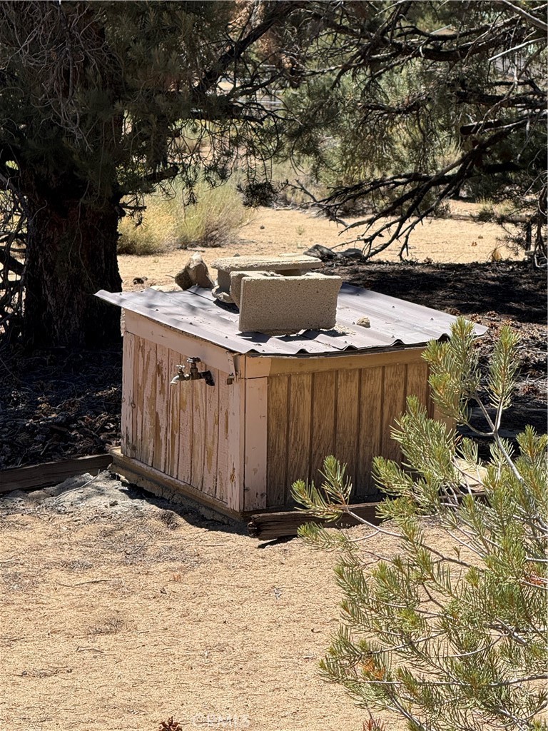 97940 Deodar Road Kennedy Meadows, CA 93527 - Photo 13 of 21 a view of a backyard of the house