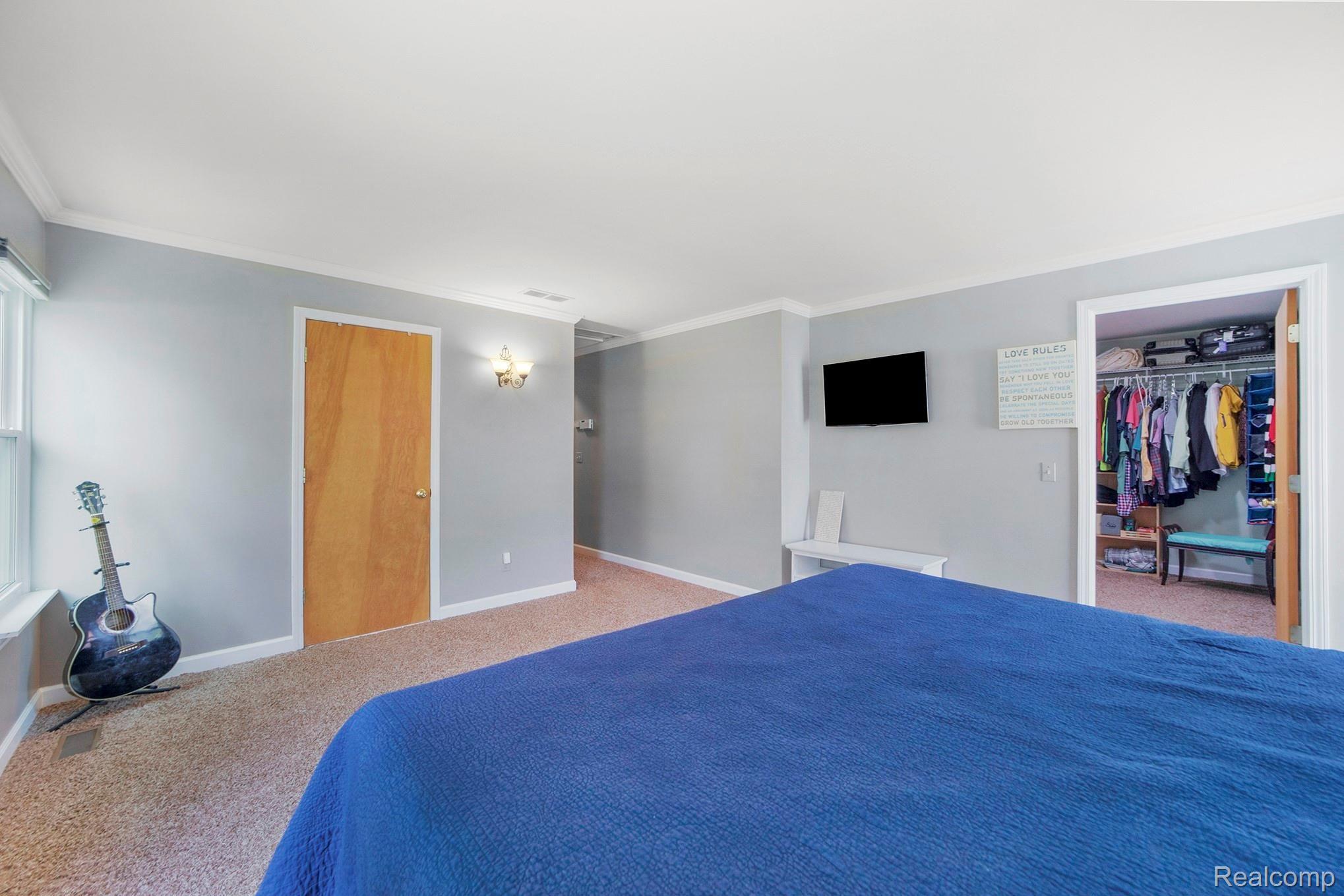 1024 East Fairview Lane Rochester, MI 48306 - Photo 20 of 38 2nd view of Master Bedroom