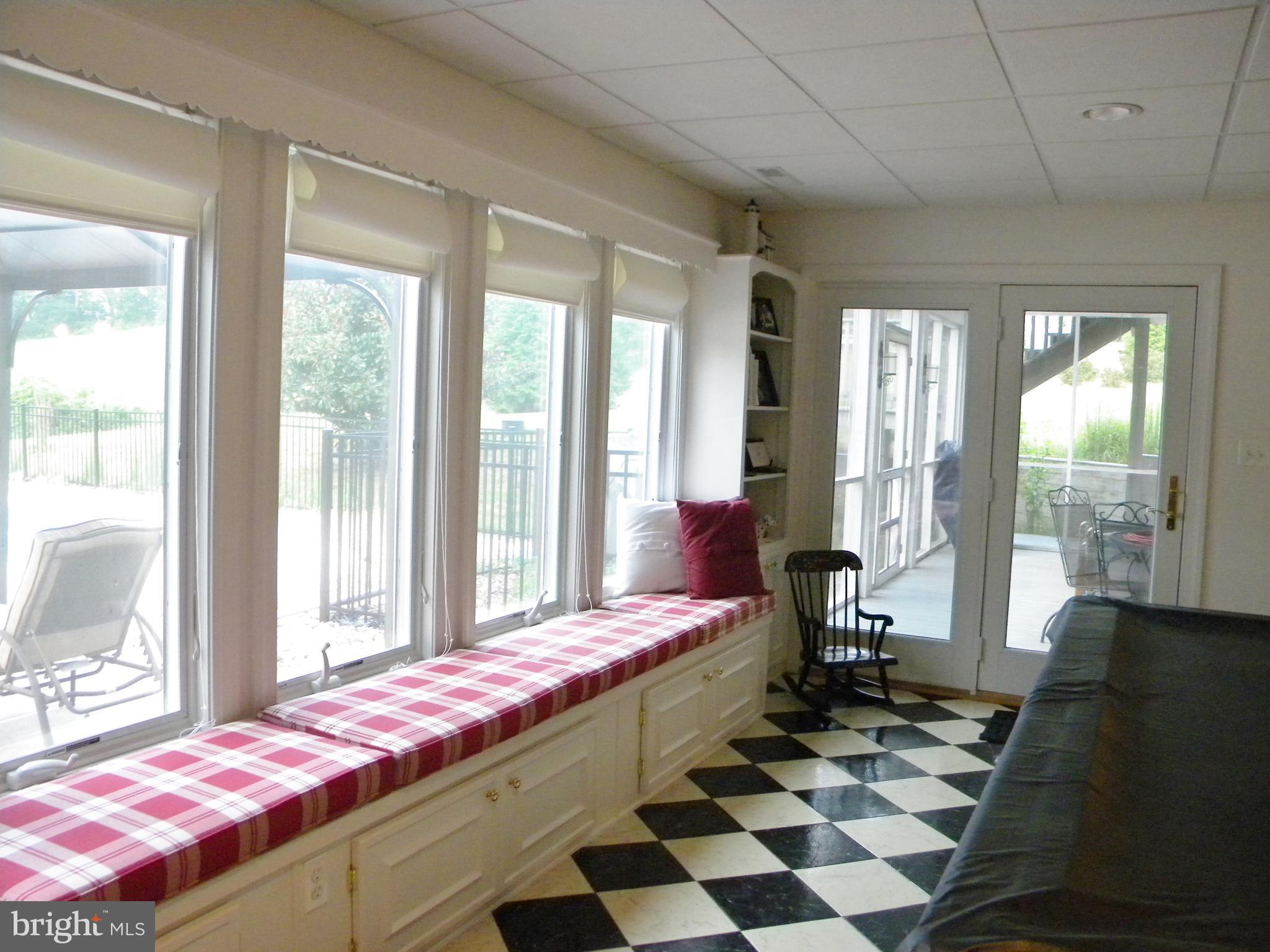 10767 Cliff Mills Road Marshall, VA 20115 - Photo 24 of 30 Basement built in bench seating w/ storage