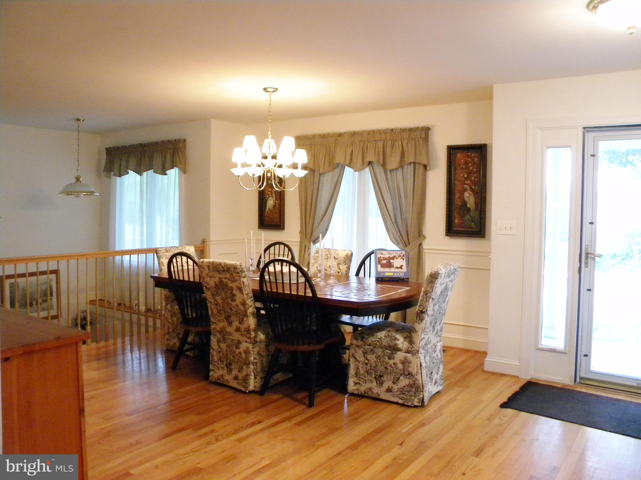10767 Cliff Mills Road Marshall, VA 20115 - Photo 4 of 30 Dining Room with wood floors