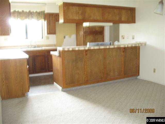 11625 Mistletoe Street Reno, NV 89506 - Photo 3 of 9 Photo 3