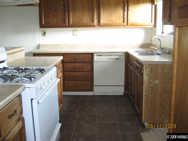 11625 Mistletoe Street Reno, NV 89506 - Photo 5 of 9 Photo 5