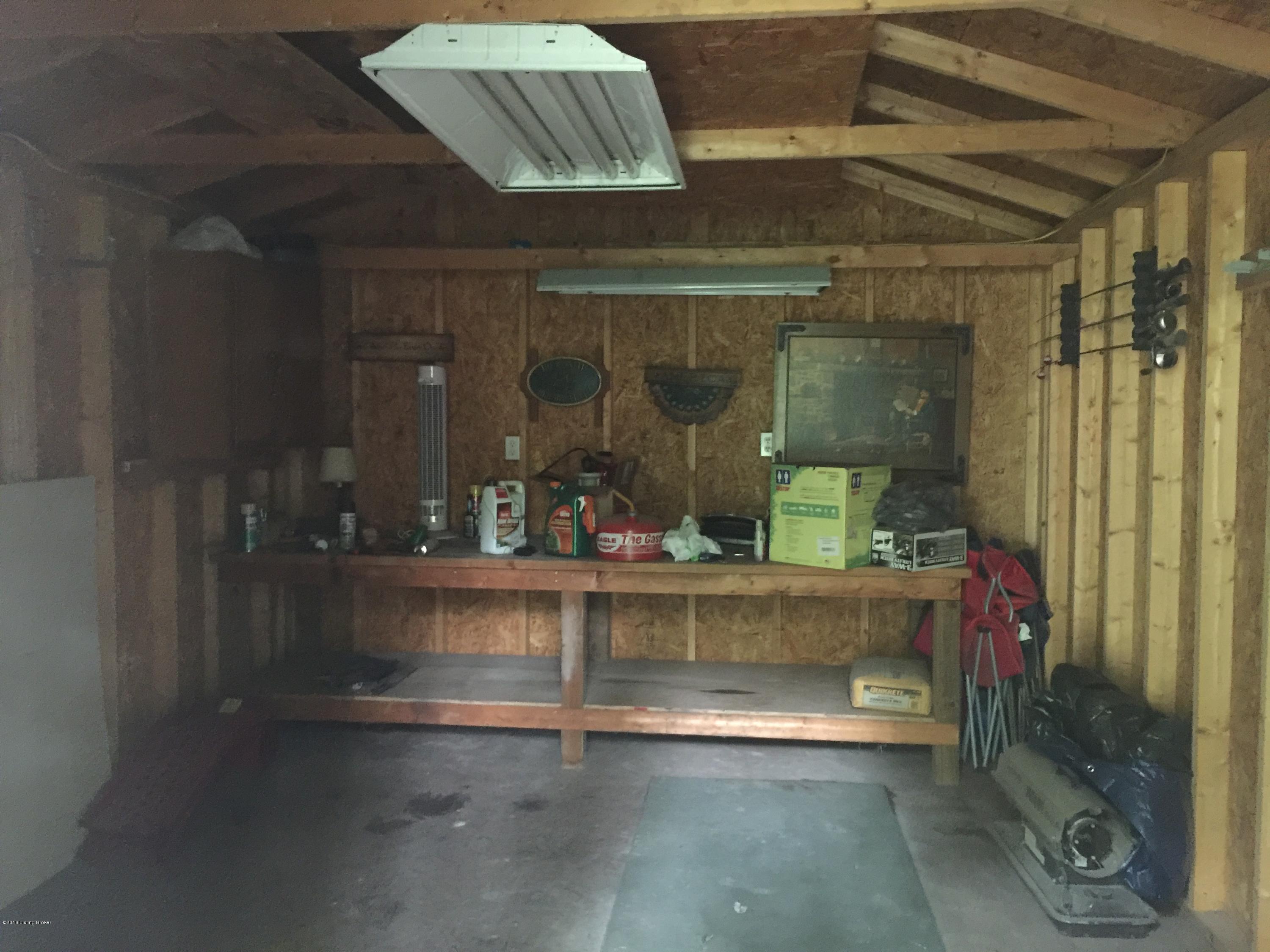 1143 Webb Ford Road Clarkson, KY 42726 - Photo 10 of 20 image