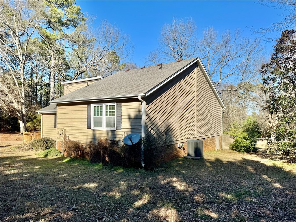 1951 Centerville Road Anderson, SC 29625 - Photo 11 of 31 Side / Back View