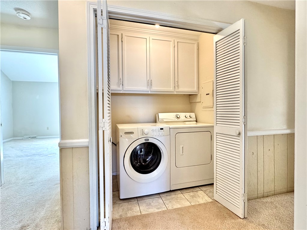 1951 Centerville Road Anderson, SC 29625 - Photo 23 of 31 Laundry in Hall